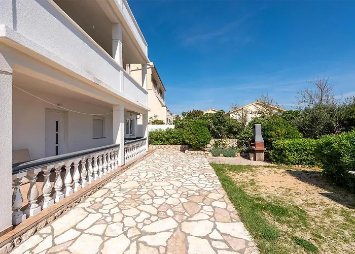 1 Bedroom Pet Friendly In Pag *