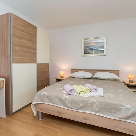 1 Bedroom Pet Friendly In Pag