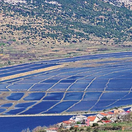 1 Bedroom Stunning In Pag