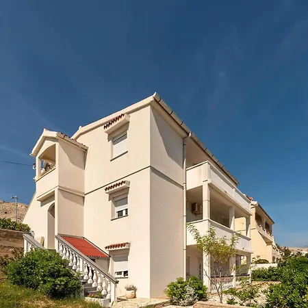 1 Bedroom Pet Friendly In Pag * Pag Town