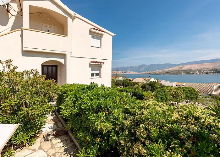 1 Bedroom Pet Friendly In Pag Апартаменты *