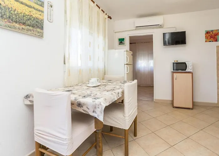 1 Bedroom Pet Friendly In Pag Appartamento